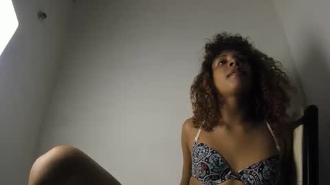 Snapshot of calliedemon_ chatting on February 12, 11:33 pm Callie online show from February 12, 11:33 pm