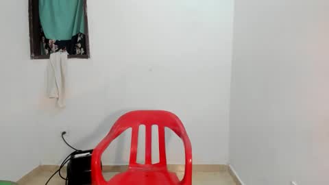 Snapshot of calliedemon_ chatting on February 21, 12:28 pm Callie online show from February 21, 12:28 pm