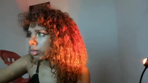 Snapshot of calliedemon_ chatting on March 18, 7:39 pm Callie online show from March 18, 7:39 pm