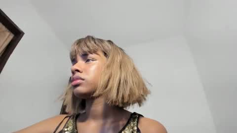 Snapshot of calliedemon_ chatting on March 25, 5:02 am Callie online show from March 25, 5:02 am