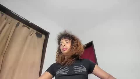 Snapshot of calliedemon_ chatting on March 25, 7:09 pm Callie online show from March 25, 7:09 pm