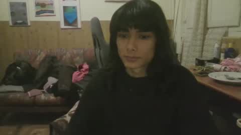 Snapshot of calliemaggotbone chatting on November 5, 2:00 am Sassy Cece online show from November 5, 2:00 am