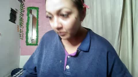 paula online show from May 17, 4:54 am