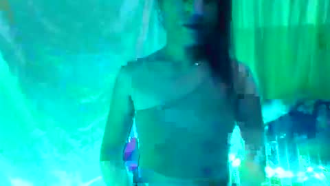 Snapshot of callme_meya_in_asia chatting on April 2, 3:53 pm callme meya in asia online show from April 2, 3:53 pm