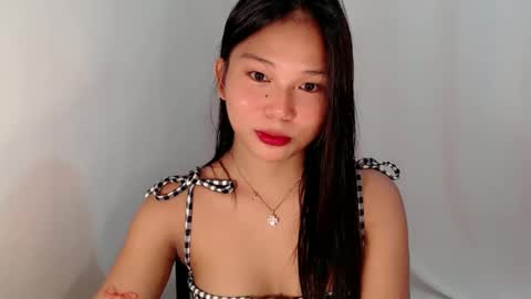 Snapshot of callme_remaxxx7 chatting on February 26, 9:53 am Rema online show from February 26, 9:53 am