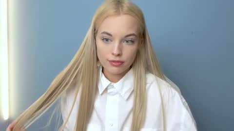 Snapshot of callmemargo chatting on September 21, 10:50 am Im Margo where is my Joker online show from September 21, 10:50 am