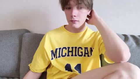 Nick online show from October 13, 8:03 am