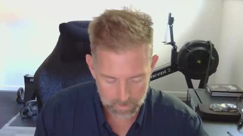 Snapshot of callmenny chatting on September 24, 3:59 pm Nny online show from September 24, 3:59 pm