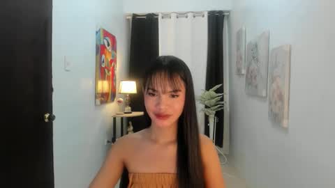 Snapshot of callmeprettylj chatting on November 2, 10:34 pm lovely jane LJ online show from November 2, 10:34 pm