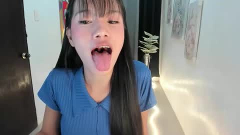 Snapshot of callmeprettylj chatting on November 28, 5:26 pm lovely jane LJ online show from November 28, 5:26 pm