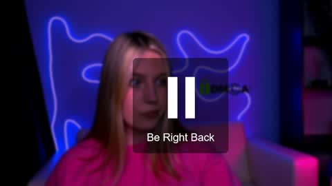 callmevivien online show from April 25, 7:11 pm