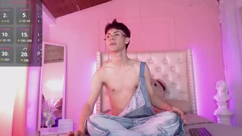 Snapshot of callum_77 chatting on February 14, 7:33 pm CALLUM online show from February 14, 7:33 pm