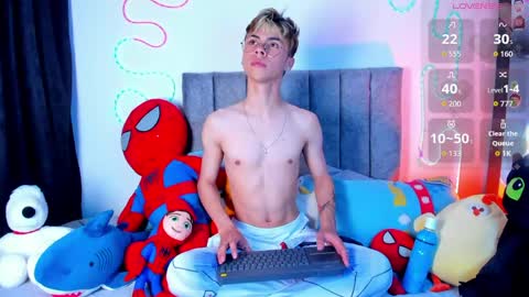 callum online show from May 7, 5:46 am