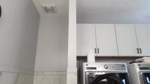 Calthegoose online show from February 9, 3:27 pm