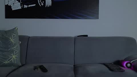 Calvin  online show from October 5, 8:29 pm