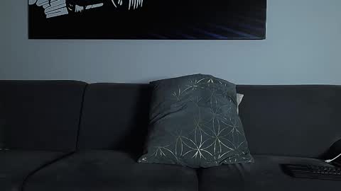 Calvin  online show from October 7, 9:23 pm