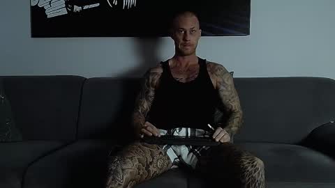 Calvin  online show from October 21, 6:58 am