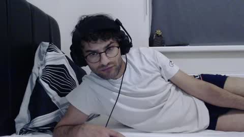 Calvinjohnlad online show from December 25, 11:53 pm