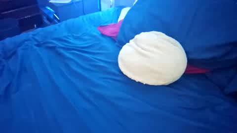 Snapshot of calyman77 chatting on September 9, 11:04 pm calyman77 online show from September 9, 11:04 pm