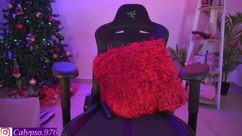 Snapshot of calypso_and_ge1 chatting on December 29, 1:56 am Calypso and Kayla online show from December 29, 1:56 am