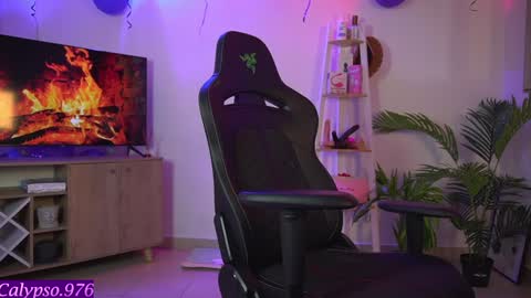 Snapshot of calypso_and_ge1 chatting on January 17, 1:15 am Calypso and Kayla online show from January 17, 1:15 am