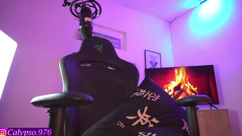 Snapshot of calypso_and_ge1 chatting on February 7, 9:15 pm Calypso and Kayla online show from February 7, 9:15 pm