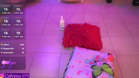 Snapshot of calypso_and_ge1 chatting on February 25, 6:42 pm Calypso and Kayla online show from February 25, 6:42 pm