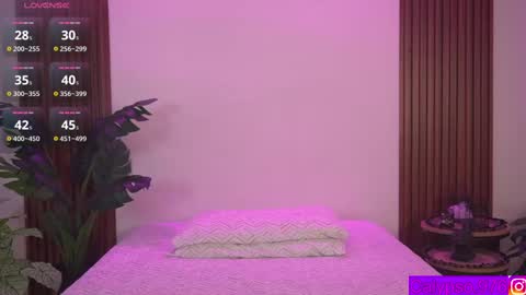 Calypso and Kayla online show from November 18, 12:49 am