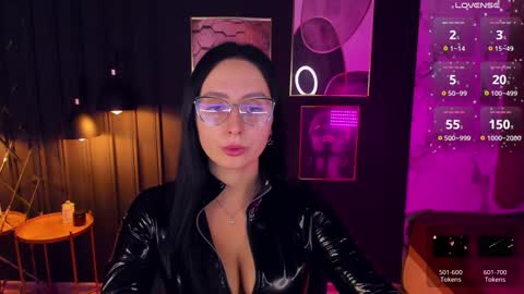 Snapshot of calypsownsu chatting on December 2, 8:00 pm Christy online show from December 2, 8:00 pm