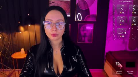 Snapshot of calypsownsu chatting on December 3, 8:06 pm Christy online show from December 3, 8:06 pm