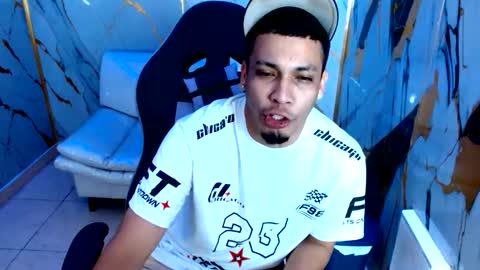 cam_xman online show from June 7, 12:20 pm