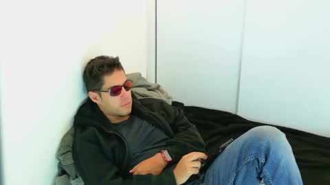 camara110 online show from October 29, 12:02 am