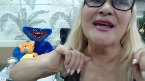 CamDiva1 online show from March 6, 1:03 pm