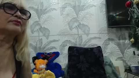 CamDiva1 online show from March 10, 11:49 pm