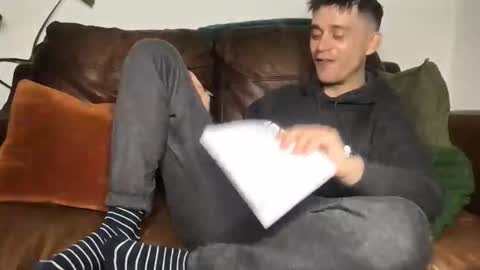 CamDoAttitude online show from November 19, 12:49 pm