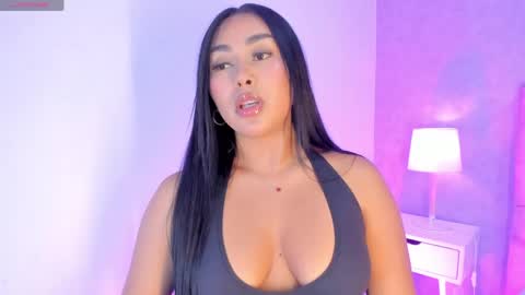Camelia Smith online show from May 2, 5:01 am