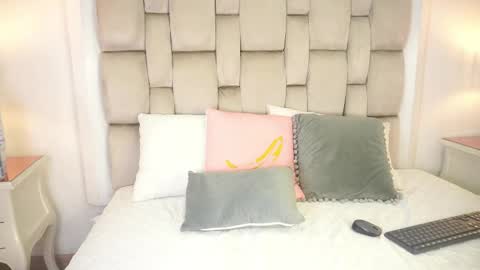Cameron  online show from May 14, 6:58 pm