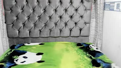 cameron_20_ online show from October 21, 1:01 pm