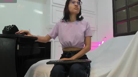 Snapshot of cameron_cutee chatting on October 5, 11:30 am Cameron Cutee online show from October 5, 11:30 am