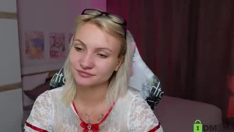 Snapshot of cameron_loving chatting on September 12, 8:14 am Cameron online show from September 12, 8:14 am