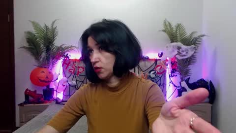 Snapshot of cameronenns chatting on October 21, 12:39 pm Cameronenns online show from October 21, 12:39 pm