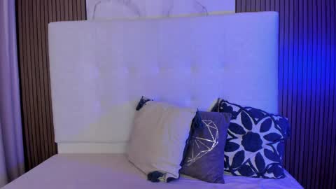 cami_adamss online show from May 15, 11:39 am