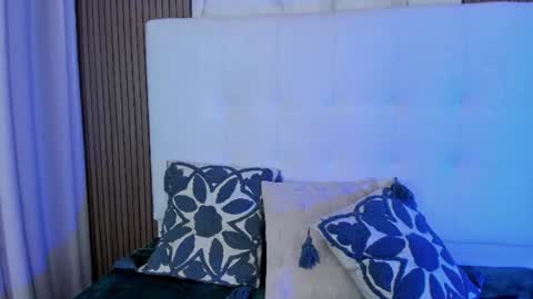 cami_adamss online show from July 3, 11:38 am