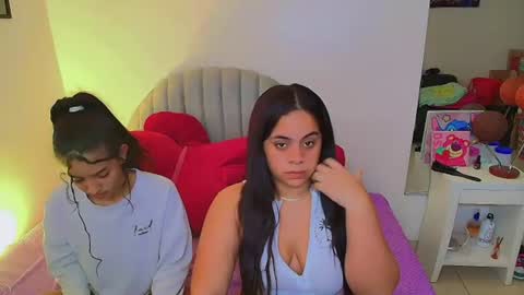 Snapshot of cami_bunnygirlx chatting on June 20, 5:21 am CAMI online show from June 20, 5:21 am