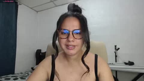 Camila Valbuena online show from July 30, 1:04 am