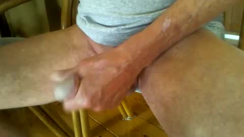 Snapshot of camiani chatting on March 27, 10:59 am camiani online show from March 27, 10:59 am