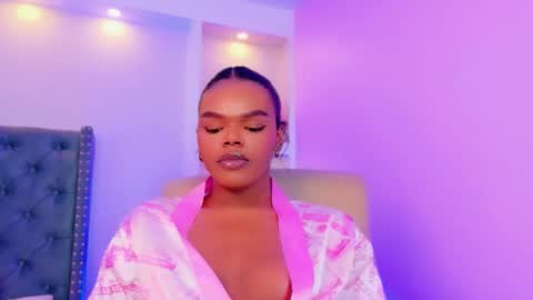 Snapshot of camiestrada chatting on September 21, 2:13 am camiestrada online show from September 21, 2:13 am