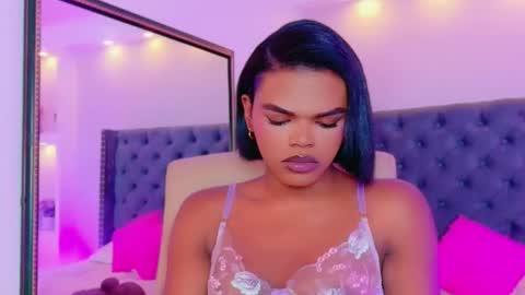 Snapshot of camiestrada chatting on September 25, 8:07 am camiestrada online show from September 25, 8:07 am