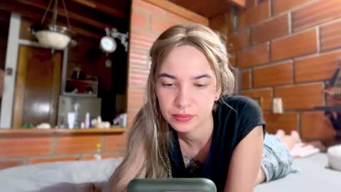 camii19y online show from September 21, 9:38 pm