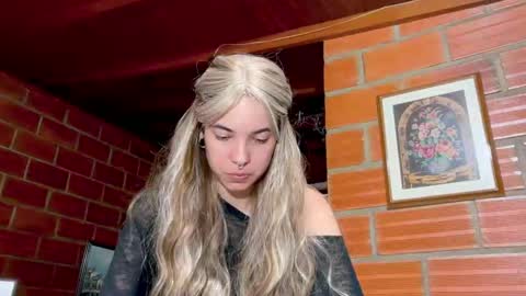 camii19y online show from September 27, 7:19 pm